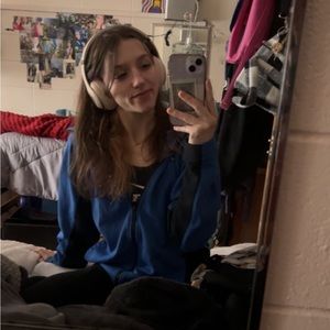 Meet your Posher, Bentley hills